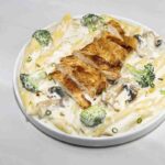 Chicken Alfredo pasta